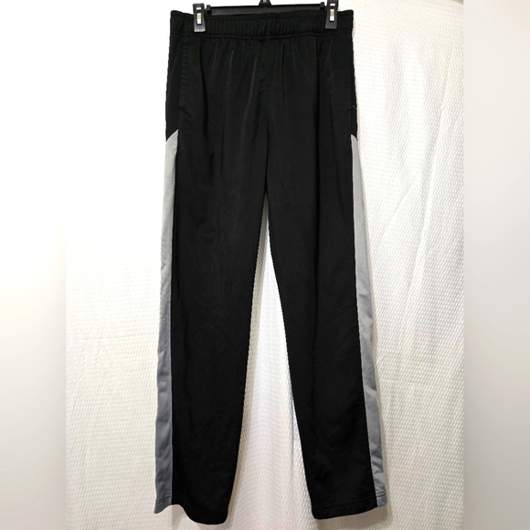 Xersion Men's Black and Gray Joggers - Picture 1 of 5